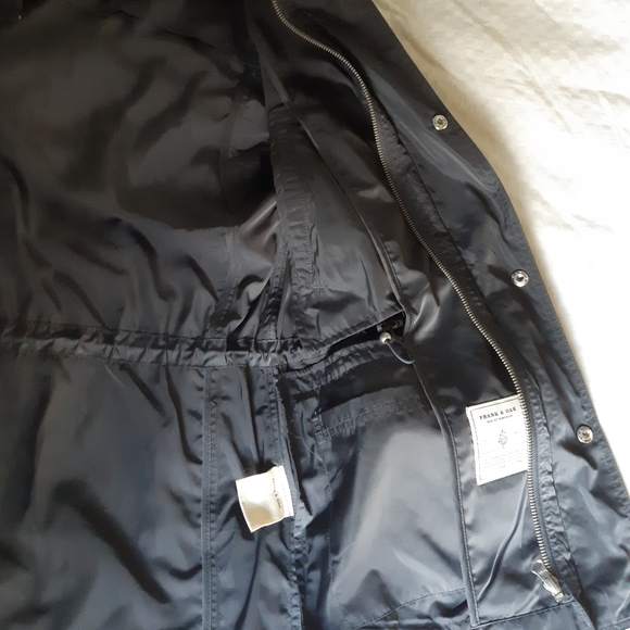 Frank and Oak  Mile End women's raincoat. - Picture 8 of 8